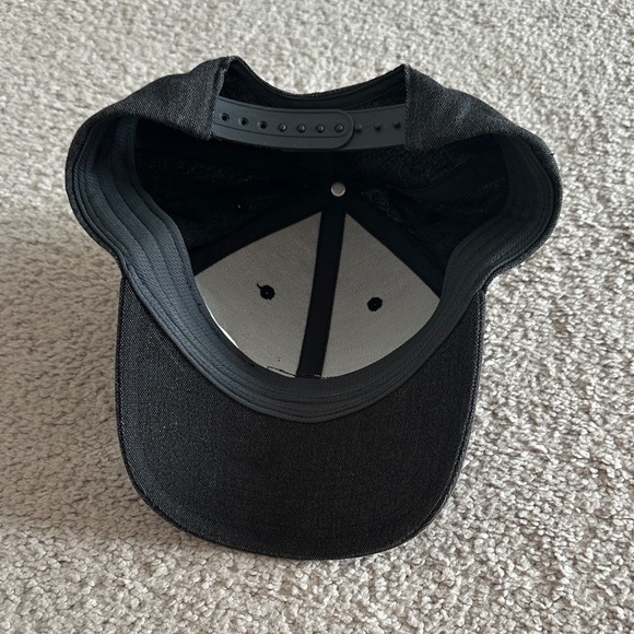 Patagonia Dark Gray Snapback Cap - Picture 3 of 3